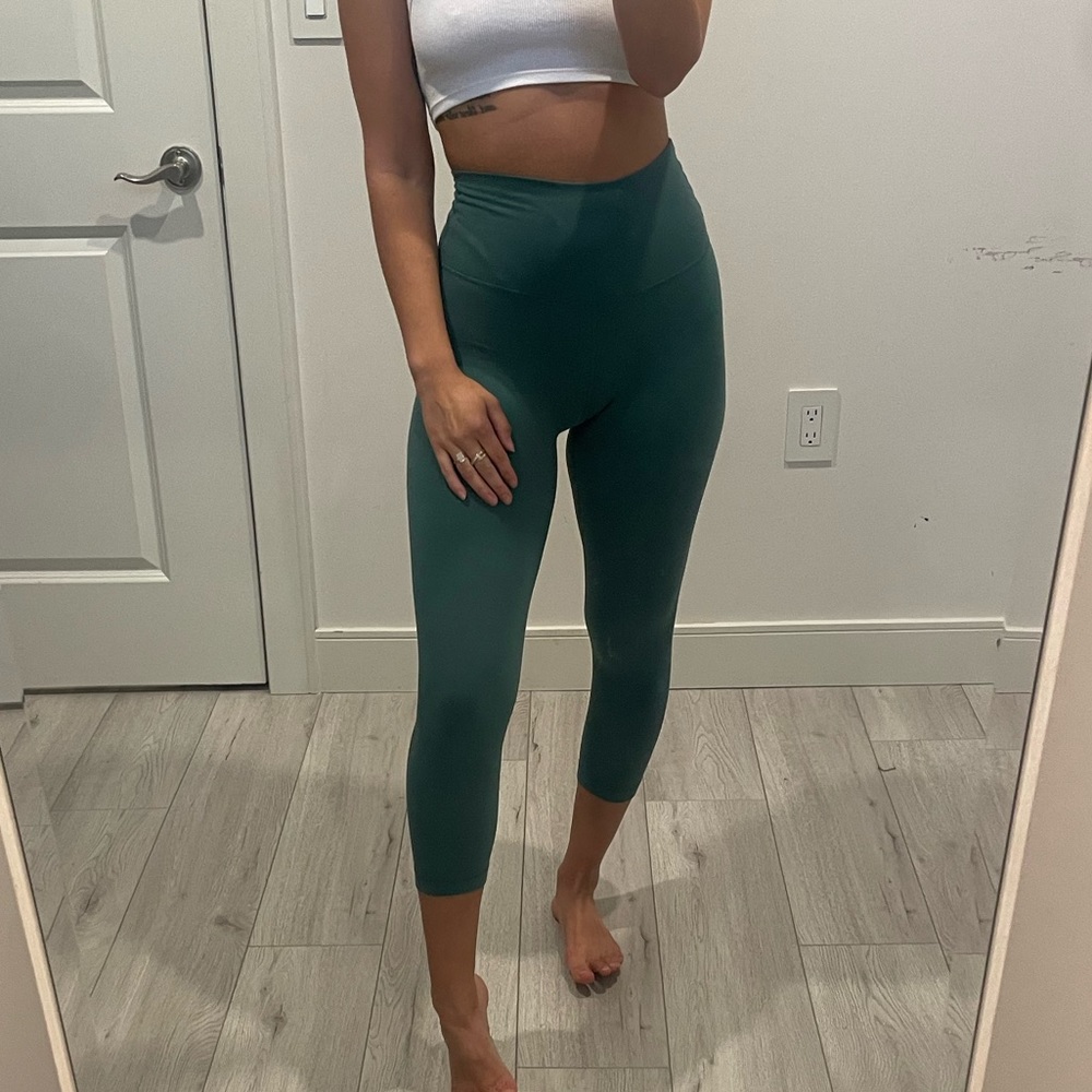 Lululemon Align Cropped Leggings